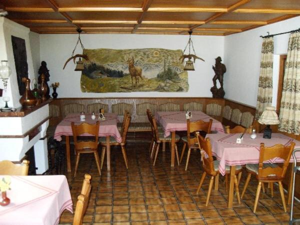 Gasthaus - Pension - Cafe Dorfl Kiefersfelden Eksteriør billede